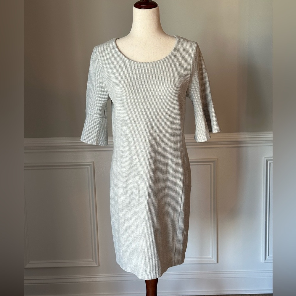 Tahari Bell Sleeve Dress size 6